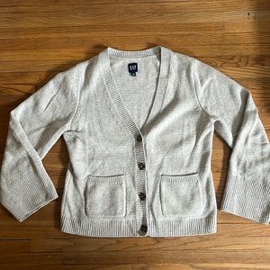 GAP sweater